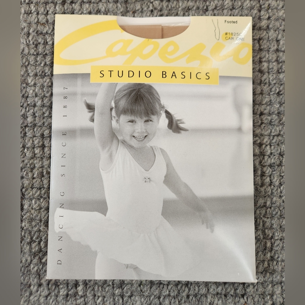 Capezio Studio Basics Footed Tights, children's size one (8-12), Caramel, NWT